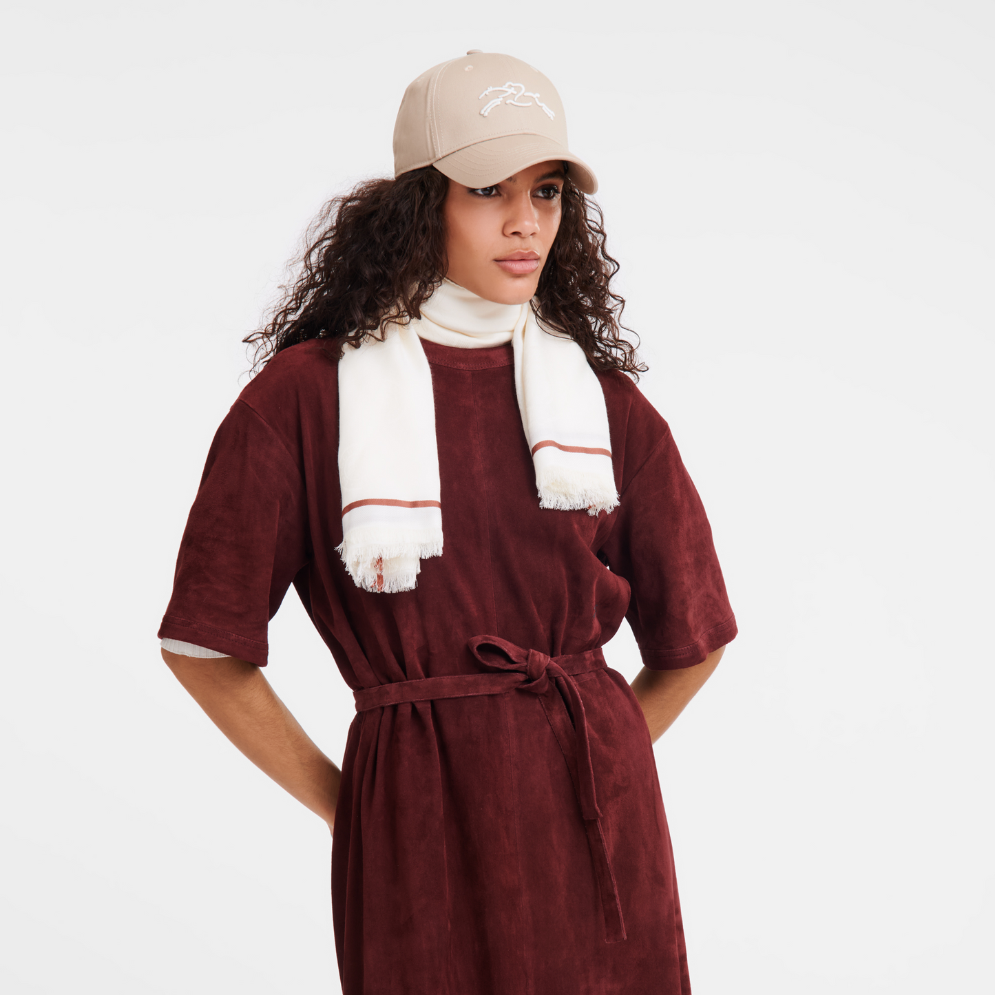 La Médaille Longchamp Shawl