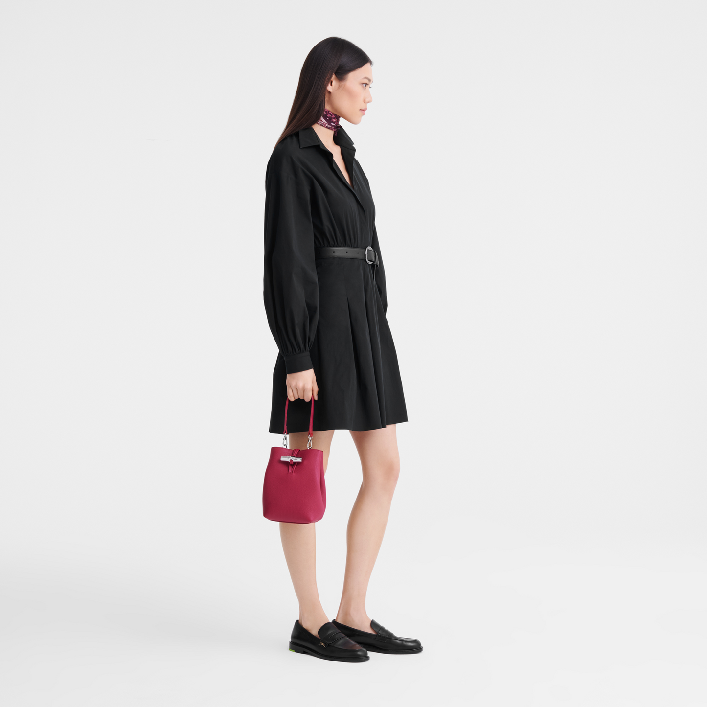 Le Roseau  Beetroot Bucket bag XS 